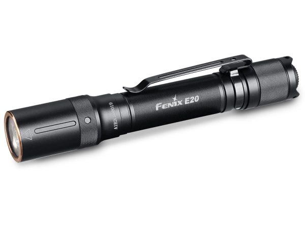 FENIX E20 FLASHLIGHT
